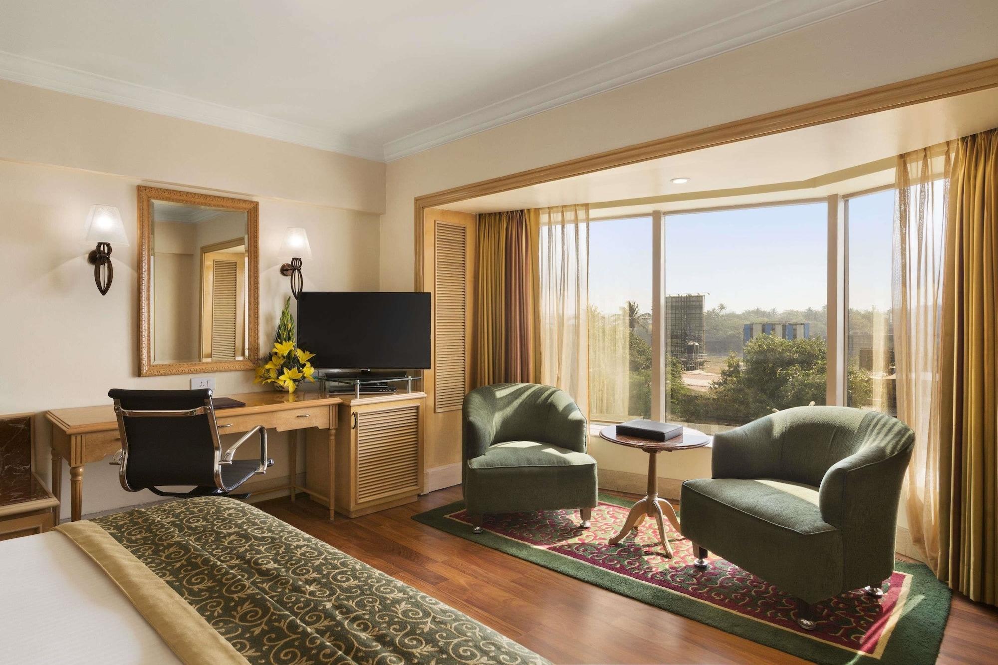 Ramada Plaza By Wyndham Palm Grove 5* Bombaj