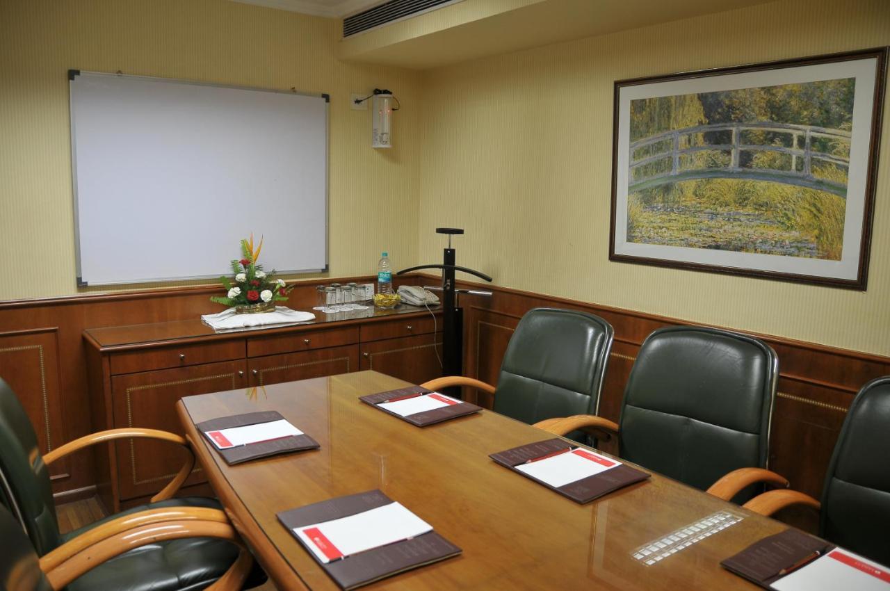 Hotel Ramada Plaza By Wyndham Palm Grove